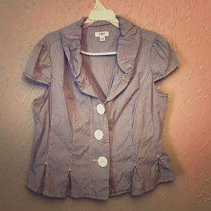 Super cute sleeveless blazer/jacket.